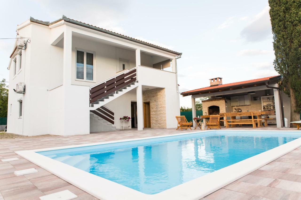 Villa Nava Benkovac Εξωτερικό φωτογραφία